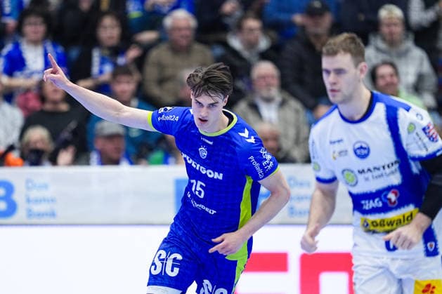 19 02 2026, xydrx, Handball, 1 HBL, VfL Gummersbach ThSV Eisenach, Schwalbe Arena Miro Schluroff VfL Gummersbach 15 cheering Photo xYannisxDreimannxPressefotoKochx Nordrhein Westfahlen Germany