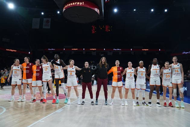 Galatasaray Cagdas Faktoring v Basket Landes - EuroLeague Women ISTANBUL, TURKIYE - FEBRUARY 19: Players of Galatasaray Cagdas Faktoring celebrate the victory after EuroLeague Women semifinal play in basketball match between Galatasaray Cagdas Faktoring and Basket Landes at Sinan Erdem Dome in Istanbul, Turkiye on February 19, 2026. Adem Kutucu Anadolu Istanbul Turkey. Editorial use only. Please get in touch for any other usage.  Copyright: x2026xAnadoluxAdemxKutucux