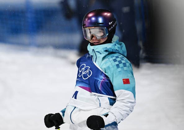 (260219) -- LIVIGNO, Feb. 19, 2026 -- Li Fanghui of China reacts during the qualification of freestyle skiing women s freeski halfpipe at the Milan-Cortina 2026 Olympic Winter games, Winterspiele,Spiele, Summer games in Livigno, Italy, Feb. 19, 2026. ) (MICO2026)ITALY-LIVIGNO-OLYMPIC WINTER GAMES-FREESTYLE SKIING-WOMEN S FREESKI HALFPIPE-QUALIFICATION WuxHuiwo 