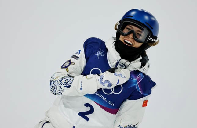 (260219) -- LIVIGNO, Feb. 19, 2026 -- Gu Ailing of China reacts during the qualification of freestyle skiing women s freeski halfpipe at the Milan-Cortina 2026 Olympic Winter games, Winterspiele,Spiele, Summer games in Livigno, Italy, Feb. 19, 2026. ) (MICO2026)ITALY-LIVIGNO-OLYMPIC WINTER GAMES-FREESTYLE SKIING-WOMEN S FREESKI HALFPIPE-QUALIFICATION WangxPeng 