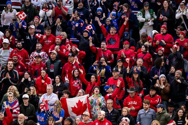 260219 Canadian fans in the women s Ice hockey, Eishockey final game between USA and Canada during day 13 of the 2026 Winter Olympics on February 19, 2026 in Milan. Photo: Carl Sandin BILDBYRAN kod CS EW0643 ishockey ice hockey Olympic Games, Olympische Spiele, Olympia, OS olympics winter olympics os ol olympiska spel vinter-os olympiske leker milano cortina 2026 milan cortina 2026 milano cortina 2026 olympic games milano cortina 2026 winter olympic games milano cortina-os milano cortina-ol vinter-ol 13 bbeng dam usa kanada canada final publik *** 260219 Canadian fans in the women s ice hockey final game between USA and Canada during day 13 of the 2026 Winter Olympics on February 19, 2026 in Milan Photo Carl Sandin BILDBYRAN code CS EW0643 ice hockey ice hockey olympic games olympics winter olympics os ol olympic games winter os olympic games milano cortina 2026 milan cortina 2026 milano cortina 2026 olympic games milano cortina 2026 winter olympic games milano cortina os milano cortina ol winter ol 13 bbeng dam usa kanada canada final audience  Copyright: CARLxSANDIN BB260219CS106