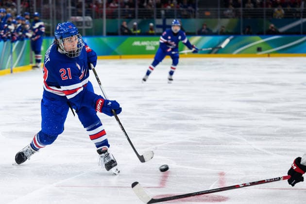 260219 Hilary Knight of USA in the women s Ice hockey, Eishockey final game between USA and Canada during day 13 of the 2026 Winter Olympics on February 19, 2026 in Milan. Photo: Emma Wallskog BILDBYRAN kod EW EW0643 ishockey ice hockey Olympic Games, Olympische Spiele, Olympia, OS olympics winter olympics os ol olympiska spel vinter-os olympiske leker milano cortina 2026 milan cortina 2026 milano cortina 2026 olympic games milano cortina 2026 winter olympic games milano cortina-os milano cortina-ol vinter-ol 13 bbeng dam usa kanada canada final *** 260219 Hilary Knight of USA in the women s ice hockey final game between USA and Canada during day 13 of the 2026 Winter Olympics on February 19, 2026 in Milan Photo Emma Wallskog BILDBYRAN kod EW EW0643 ishockey ice hockey olympic games olympics winter olympics os ol olympiska spel vinter os olympiske leker milano cortina 2026 milan cortina 2026 milano cortina 2026 olympic games milano cortina 2026 winter olympic games milano cortina os milano cortina ol vinter ol 13 bbeng dam usa kanada canada final  Copyright: EMMAxWALLSKOG BB260219EW114