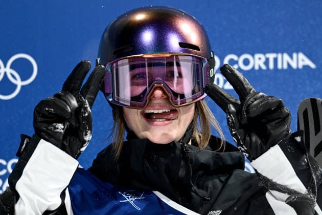 2026 WINTER Olympic Games, Olympische Spiele, Olympia, OS Mischa Thomas of New Zealand waits for her score following her second run in the Women™s Freeski Halfpipe qualifier at Livigno Snow Park, on day 13 of the 2026 Milano Cortina Winter Olympic Games in Italy, Wednesday, February 18, 2026. ( NO ARCHIVING LIVIGNO SONDRIO ITALY  Copyright: xDANxHIMBRECHTSx 20260220121835574212