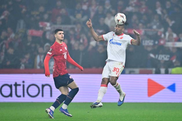 FOOTBALL : Lille vs Etoile Rouge Belgrade - Europa League - Lille - 19 02 2026 Franklin Tebo Uchenna ( 30 - Red Star Belgrade ) and Matias Fernandez Pardo ( 7 - Lille ) during the UEFA Europa League match between Lille OSC and Red Star Belgrade at Stade Pierre Mauroy on February 19, 2026 in Lille, France. ( Photo by Federico Pestellini PsnewZ ) - LilleFrance  Copyright: xFedericoxPestellinix
