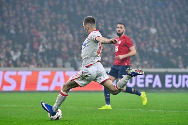 FOOTBALL : Lille vs Etoile Rouge Belgrade - Europa League - Lille - 19 02 2026 Vladimir Lucic ( 37 - Red Star Belgrade ) during the UEFA Europa League match between Lille OSC and Red Star Belgrade at Stade Pierre Mauroy on February 19, 2026 in Lille, France. ( Photo by Federico Pestellini PsnewZ ) - LilleFrance  Copyright: xFedericoxPestellinix