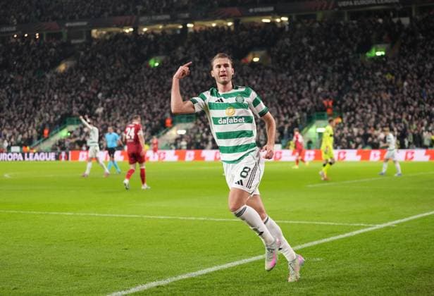 Benjamin Nygren of Celtic celebrates scoring to tie the game 1-1. Celtic v Stuttgart, UEFA Europa League, Knockout Round Play Offs, First Leg, Football, Celtic Park, Glasgow, Scotland, UK - 19 Feb 2026Glasgow Celtic Park Scotland United Kingdom EDITORIAL USE ONLY No use with unauthorised audio, video, data, fixture lists, club league logos or live services. Online in-match use limited to 120 images, no video emulation. No use in betting, games or single club league player publications. Copyright: xStuartxWallace Shutterstockx 16674319am