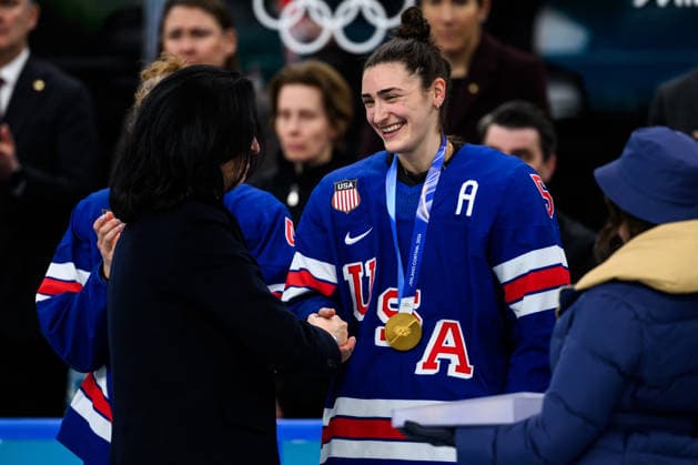 260219 Megan Keller of USA at the medal ceremony after the women s Ice hockey, Eishockey final game between USA and Canada during day 13 of the 2026 Winter Olympics on February 19, 2026 in Milan. Photo: Emma Wallskog BILDBYRAN kod EW EW0643 ishockey ice hockey Olympic Games, Olympische Spiele, Olympia, OS olympics winter olympics os ol olympiska spel vinter-os olympiske leker milano cortina 2026 milan cortina 2026 milano cortina 2026 olympic games milano cortina 2026 winter olympic games milano cortina-os milano cortina-ol vinter-ol 13 bbeng dam usa kanada canada final jubel guld gold *** 260219 Megan Keller of USA at the medal ceremony after the women s ice hockey final game between USA and Canada during day 13 of the 2026 Winter Olympics on February 19, 2026 in Milan Photo Emma Wallskog BILDBYRAN code EW EW0643 ice hockey ice hockey olympic games olympics winter olympics os ol olympic games winter os olympic games milano cortina 2026 milan cortina 2026 milano cortina 2026 olympic games milano cortina 2026 winter olympic games milano cortina os milano cortina ol winter ol 13 bbeng dam usa kanada canada final jubel gold  Copyright: EMMAxWALLSKOG BB260219EW142