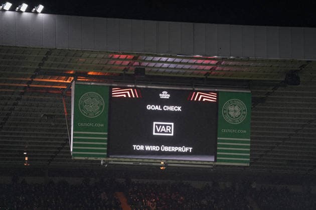 Football UEFA Europa League 2025 2026, Play Offs first leg Celtic FC Glasgow vs VfB Stuttgart Celtic Park Stadium Glasgow, Scotland Goal and goal celebration to 1 4 by Ermedin Demirovic VfB Stuttgart, 9 Joy, emotions, jubilation after VAR check, but goal is annulled Copyright: xJOERANxSTEINSIEKx
