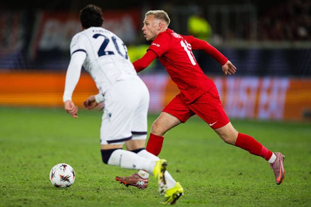260219 Jon Dagur Thorsteinsson of Brann during the UEFA Europa League football match between Brann and Bologna on February 19, 2026 in Bergen Photo Marius Simensen BILDBYRAN COP 238 MM0056 bbeng bologna brann football fotball fotboll soccer uefa europa league  Copyright: MARIUSxSIMENSEN BB260219ZB119