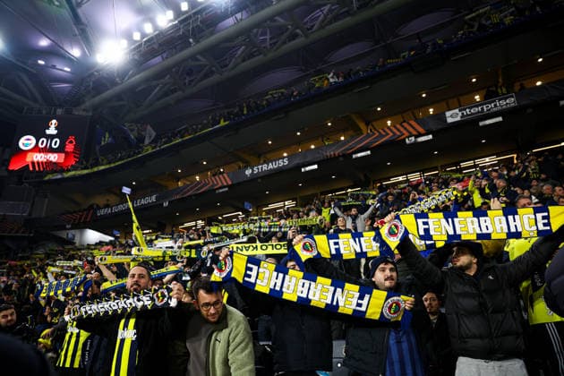 Fenerbahce SK vs Nottingham Forest FC Europa League 2025-26 KO play-offs 1st leg Fenerbahce fans in the stands sing during opening ceremony. Fenerbahce SK and Nottingham Forest FC faced each other at UEFA Europa League 2025 26 KO play-offs 1st leg. The match took place in Chobani Fenerbahce Sukru Saracoglu Stadium on February 19th, 2026. Istanbul Istanbul Turkey Copyright: xBurakxBasturkx