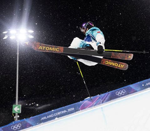 OLYMPICS - Winter Olympic Games, Olympische Spiele, Olympia, OS Milano Cortina 2026 LIVIGNO,ITALY,19.FEB.26 - OLYMPICS, FREE SKI, FREESTYLE SKIING - Winter Olympic Games Milano Cortina 2026, halfpipe, women, qualification. Image shows Kexin Zhang (CHN).  GEPAxpictures xWolfgangxGrebien