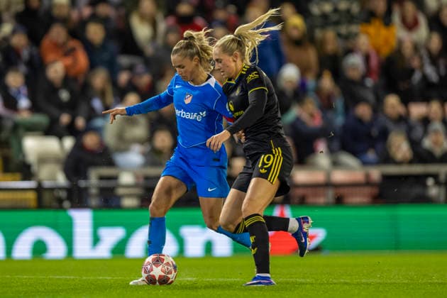 19th February 2026; Leigh Sports Village, Manchester, England; Womens Champions League Football, Manchester United, ManU versus Atletico Madrid; Andrea Medina of Atletico Madrid under pressure from Ellen Wangerheim of Manchester United Women  TimxWilliams Content restricted for UK based newspaper