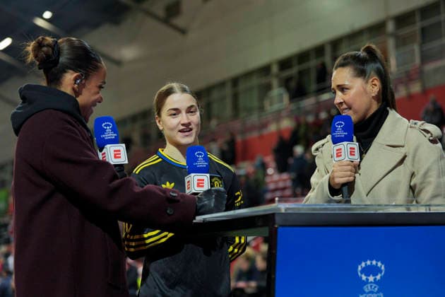 Manchester United, ManU Women v AtlÃ tico de Madrid Femenino, Leigh, UK - 19 {iptcmonthname3} 2026 Player of the match Jess Park of Manchester United Women is interviewed by Disney Plus presenters Alex Scott and Farah Williams after the UEFA Women s Champions League, Knockout Round Play-Off Second Leg match between Manchester United Women and AtlÃ tico de Madrid Femenino at Leigh Sports Village, Leigh on 19 February 2026 ( Leigh Leigh Sports Village Greater Manchester England Copyright: xStevexFlynn PPAUKx PPA-249587
