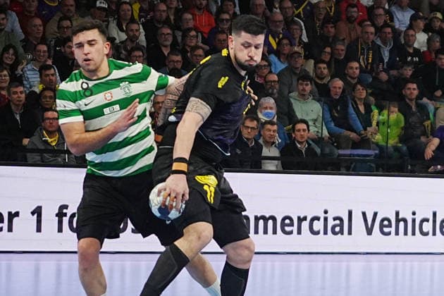 February 19, 2026, Nantes, Bretagne, France: 11 Nicolas Tournat of HBC Nantes during the EHF Champions League, Group Phase, handball match between HBC Nantes and Sporting CP on 19 February 2026 at H Arena in Nantes, France - Photo HANDBALL - CHAMPIONS LEAGUE - NANTES V SPORTING CP 19 02 2026  - ZUMAl193 20260219_zsp_l193_048 Copyright: xLaurentxLairysx