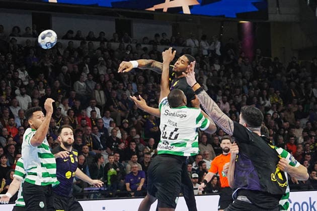 February 19, 2026, Nantes, Bretagne, France: 8 O Brian Nyateu of HBC Nantes during the EHF Champions League, Group Phase, handball match between HBC Nantes and Sporting CP on 19 February 2026 at H Arena in Nantes, France - Photo HANDBALL - CHAMPIONS LEAGUE - NANTES V SPORTING CP 19 02 2026  - ZUMAl193 20260219_zsp_l193_067 Copyright: xLaurentxLairysx