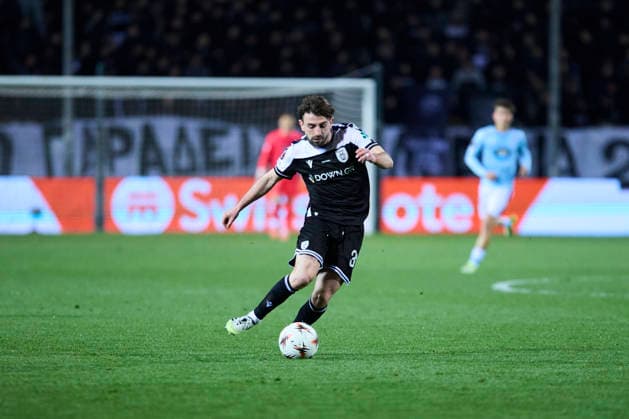 RC Celta de Vigo v Paok FC - UEFA Europa League THESSALONIKI, GREECE SPAIN - FEBRUARY 19: Greg Taylor of Paok FC in action during the UEFA Europa League 2025 26 KO Playoff match between Paok FC and RC Celta de Vigo at Toumba Stadium on February 19, 2026 in Thessaloniki, Greece. Thessaloniki Toumba Stadium Greece Copyright: xDiegoxSimonx