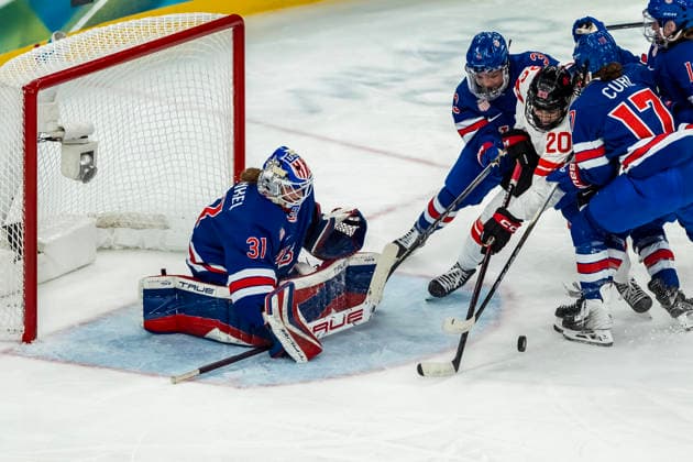 February 19, 2026, Milan, Lombardy, Italy: Goalkeeper Aerin Frankel 31 of Team United States saves a goal against Team Canada in the Gold Medal Game at the Milano Santagiulia Ice hockey, Eishockey Arena in MILAN, Italy during the 2026 Milano Cortina Winter Olympics. Milan Italy - ZUMAa161 20260219_oly_a161_108 Copyright: xWalterxG.xArcex