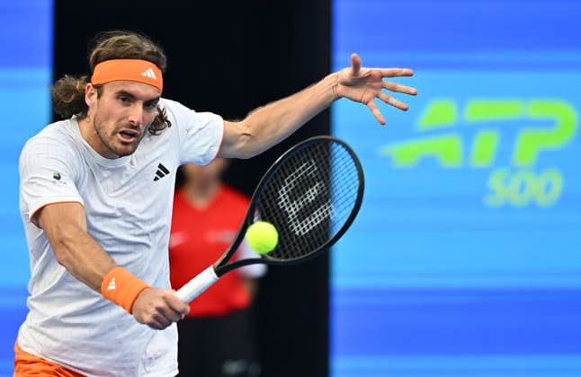 ATP, Tennis Herren Qatar Exxonmobil Open 2026 tennis tournament in Doha - 19 Feb 2026 Stefanos Tsitsipas of Greece plays against Andrey Rublev of Russia (not in view) during their men s singles quarter final match at the ATP Qatar Exxonmobil Open 2026 tennis tournament at the Khalifa International Tennis Complex. Andrey Rublev won against Andrey Rublev 6-3,7-6. Doha Qatar Copyright: xNoushadxVariyattiyakkalx xSOPAxImagesx NVRITYAKAL2-056