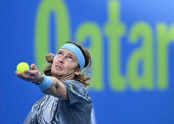 February 19, 2026, Doha, Qatar: Andrey Rublev of Russia plays against Stefanos Tsitsipas of Greece (not in view) during their men s singles quarter final match at the ATP, Tennis Herren Qatar Exxonmobil Open 2026 tennis tournament at the Khalifa International Tennis Complex. Andrey Rublev won against Andrey Rublev 6-3,7-6. ATP Qatar Exxonmobil Open 2026 Tennis Tournament In Doha - 19 Feb 2026  - ZUMAs197 20260219_aaa_s197_195 Copyright: xNoushadxVariyattiyakkalx