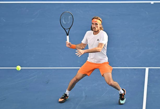 February 19, 2026, Doha, Qatar: Stefanos Tsitsipas of Greece plays against Andrey Rublev of Russia (not in view) during their men s singles quarter final match at the ATP, Tennis Herren Qatar Exxonmobil Open 2026 tennis tournament at the Khalifa International Tennis Complex. Andrey Rublev won against Andrey Rublev 6-3,7-6. Doha Qatar - ZUMAs197 20260219_aaa_s197_173 Copyright: xNoushadxVariyattiyakkalx