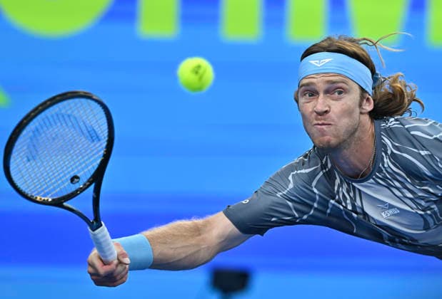February 19, 2026, Doha, Qatar: Andrey Rublev of Russia plays against Stefanos Tsitsipas of Greece (not in view) during their men s singles quarter final match at the ATP, Tennis Herren Qatar Exxonmobil Open 2026 tennis tournament at the Khalifa International Tennis Complex. Andrey Rublev won against Andrey Rublev 6-3,7-6. Doha Qatar - ZUMAs197 20260219_aaa_s197_220 Copyright: xNoushadxVariyattiyakkalx