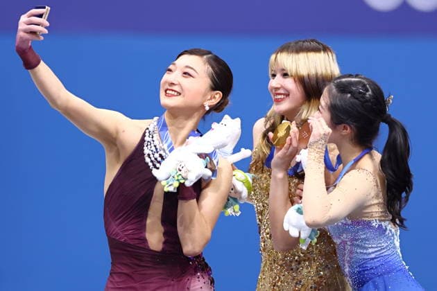 (L-R) Kaori Sakamoto (JPN), Alysa Liu (USA), Ami Nakai (JPN), FEBRUARY 19, 2026 - Figure skating, Eiskunstlauf : Women s Medal Ceremony during the Milano Cortina 2026 Olympic Winter games, Winterspiele,Spiele, Summer games at Milano Ice Skating Arena in Milan, Italy. Noxthirdxpartyxsales  aflo_320566415