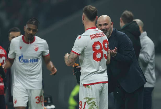 Lille v Crvena Zvezda, UEFA Europa League knock out play-offs 1st leg, season 2025 2026 Head coach Dejan Stankovic speaks to Marko Arnautovic of Crvena Zvezda during the UEFA Europa League 2025 26 League play-offs1st leg match between Lille and FK Crvena Zvezda at Stadium Pierre Mauroy on February 19, 2026 in Lille, France. Lille France Copyright: xPedjaxMilosavljevic STARSPORTx x