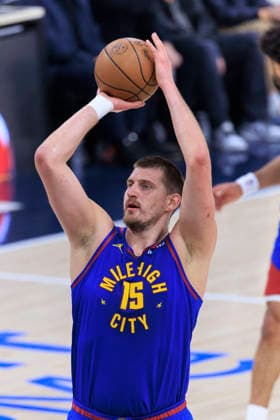 February 19, 2026, Inglewood, California, USA: Nikola Jokic 15 of the Denver Nuggets at the free throw line during their regular season NBA, Basketball Herren, USA game against the Los Angeles Clippers on Thursday February 19, 2026 at Intuit Dome in Inglewood, California. ARIANA RUIZ PI Clippers Vs. Nuggets  - ZUMAp124 20260219_zaa_p124_001 Copyright: xArianaxRuizx