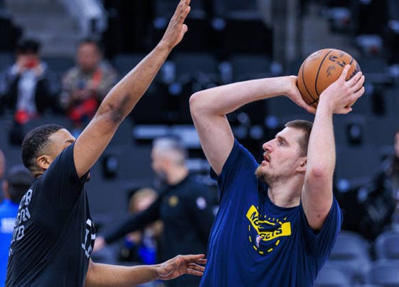 February 19, 2026, Inglewood, California, USA: Nikola Jokic 15 of the Denver Nuggets during warmups prior to a NBA, Basketball Herren, USA regular season game against the Los Angeles Clippers on Thursday February 19, 2026 at Intuit Dome Arena in Inglewood, California. JAVIER ROJAS PI Inglewood USA - ZUMAp124 20260219_zaa_p124_017 Copyright: xJavierxRojasx