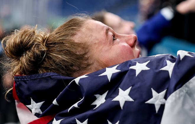 (260220) -- MILAN, Feb. 20, 2026 -- Haley Winn of the United States cries after winning the Ice hockey, Eishockey women s gold medal game between the United States and Canada at the Milan-Cortina 2026 Olympic Winter games, Winterspiele,Spiele, Summer games in Milan, Italy, Feb. 19, 2026. ) (MICO2026)ITALY-MILAN-OLYMPIC WINTER GAMES-ICE HOCKEY-WOMEN-GOLD MEDAL GAME-USA VS CAN WangxKaiyan 