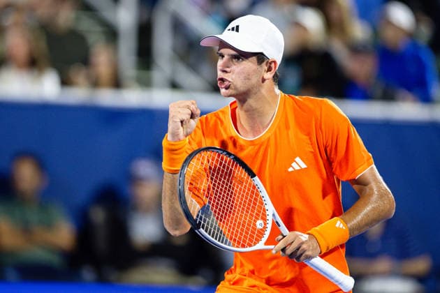 2026 Delray Beach Open - Day 4 - Taylor Fritz Of USA v Rafael Jodar Of Spain Rafael Jodar of Spain pumps his fist against Taylor Fritz of the USA during their match on Day 4 of the Delray Beach Open at the Delray Tennis Center in Delray Beach, Florida, on February 19, 2026. Delray Beach FL United States  Copyright: xMauricioxPaizx originalFilename:paiz-2026delr260219_np3W4.jpg