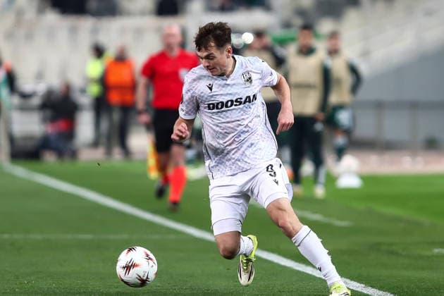 Panathinaikos FC v FC Viktoria Plzen - UEFA Europa League 2025 26 Knockout Play-off First Leg Denis Visinsky of Viktoria Plzen is in action during the UEFA Europa League play-offs 1st leg game between Panathinaikos and Viktoria Plzen at Oaka Stadium in Athens, Greece, on February 19, 2026.  Copyright: xStefanosxKyriazisx originalFilename:kyriazis-panathin260219_np9dX.jpg