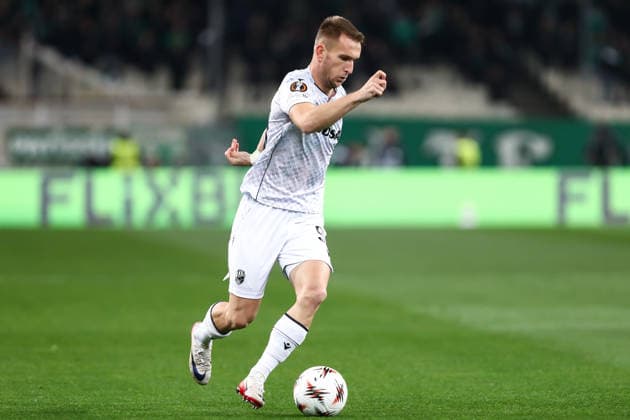 Panathinaikos FC v FC Viktoria Plzen - UEFA Europa League 2025 26 Knockout Play-off First Leg Amar Memic of Viktoria Plzen is in action during the UEFA Europa League play-offs 1st leg game between Panathinaikos and Viktoria Plzen at Oaka Stadium in Athens, Greece, on February 19, 2026.  Copyright: xStefanosxKyriazisx originalFilename:kyriazis-panathin260219_npyX3.jpg