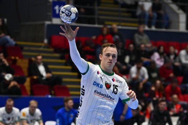 Dinamo Bucharest v Fuchse Berlin - EHF Champions League Men 2025 26 Tobias Schjolberg Grondahl plays during the EHF Champions League Men 2025 26 Group Phase game between Dinamo Bucharest and Fuchse Berlin in Bucharest, Romania, on February 19, 2026. Bucharest Romania  Copyright: xAlexxNicodimx originalFilename:nicodim-dinamobu260219_npkci.jpg