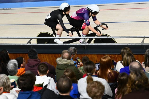 2026 British Cycling Lloyds National Track Championships Picture by Olly Hassell SWpix.com - 20 02 2026 - 2026 British Cycling Lloyds National Track Championships - National Cycling Centre, Manchester, England - Sprint - W Para B Qualifying - Sophie Unwin, Jenny Holl (Loughborough Lightning) Copyright: x xSWpix.comx(t axPhotographyxHubxLtd)xOllyxHassell SWpix.comx SWP-3203-0199