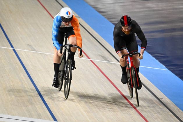 2026 British Cycling Lloyds National Track Championships Picture by Olly Hassell SWpix.com - 20 02 2026 - 2026 British Cycling Lloyds National Track Championships - National Cycling Centre, Manchester, England - Sprint - Men s Sprint 1 16 Finals - Noah Woodhouse (BCC Race Team), Peter Mitchell (Black Line) Copyright: x xSWpix.comx(t axPhotographyxHubxLtd)xOllyxHassell SWpix.comx SWP-3203-0201