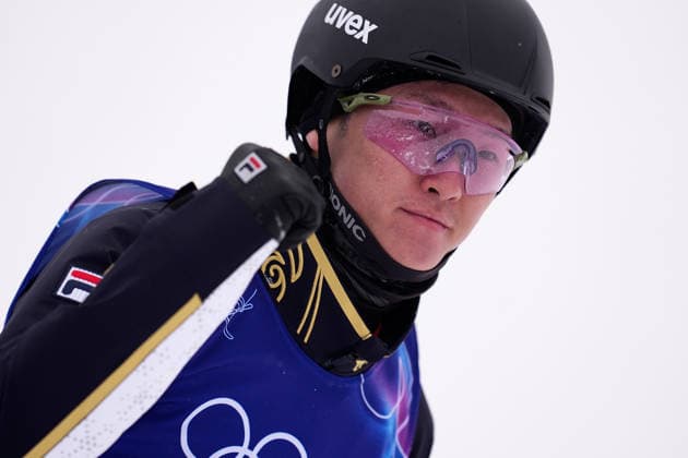 (260220) -- LIVIGNO, Feb. 20, 2026 -- Sun Jiaxu of China reacts during the freestyle skiing men s aerials qualification 2 at the Milan-Cortina 2026 Olympic Winter games, Winterspiele,Spiele, Summer games in Livigno, Italy, Feb. 20, 2026. ) (MICO2026)ITALY-LIVIGNO-OLYMPIC WINTER GAMES-FREESTYLE SKIING-MEN S AERIALS-QUALIFICATION HuxChao 