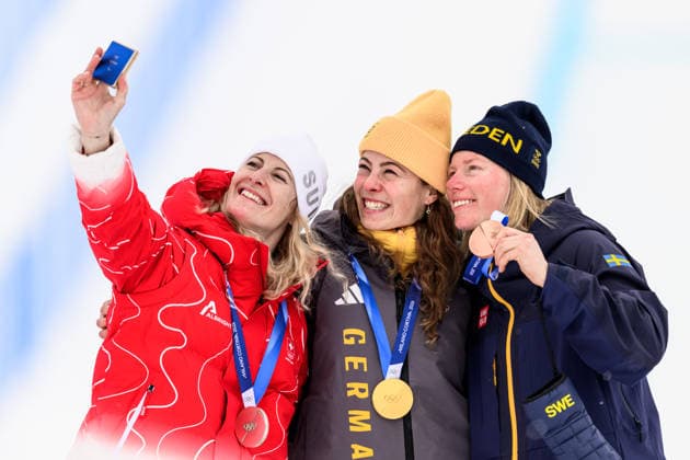 260220 Fanny Smith of Switzerland, Daniela Maier of Germany and Fanny Smith of Switzerland celebrate on the podium after competing in women s freestyle skiing ski cross final during day 14 of the 2026 Winter Olympics on February 20, 2026 in Livigno. Photo: Vegard Grott BILDBYRAN kod VG VG0888 bbeng Olympic Games, Olympische Spiele, Olympia, OS olympics winter olympics os ol olympiska spel vinter-os olympiske leker milano cortina 2026 milan cortina 2026 milano cortina 2026 olympic games milano cortina 2026 winter olympic games milano cortina-os milano cortina-ol vinter-ol ski cross freestyle skiing skicross dam final jubel sweden sverige *** 260220 Fanny Smith of Switzerland, Daniela Maier of Germany and Fanny Smith of Switzerland celebrate on the podium after competing in women s freestyle skiing ski cross final during day 14 of the 2026 Winter Olympics on February 20, 2026 in Livigno Photo Vegard Grott BILDBYRAN kod VG VG0888 bbeng olympic games olympics winter olympics os ol olympiska spel vinter os olympiske leker milano cortina 2026 milan cortina 2026 milano cortina 2026 olympic games milano cortina 2026 winter olympic games milano cortina os milano cortina ol vinter ol ski cross freestyle skiing skicross dam final jubel sweden sverige  Copyright: VEGARDxGRoTT BB260220VG079