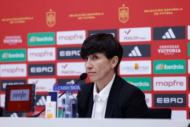 February 20, 2026, Las Rozas, Madrid, Spain: Sonia Bermudez, head coach of Spain, attends a press conference, PK, Pressekonferenz to announce the list of summoned players ahead the FIFA Women s World Cup 2027 football matches of Spain Team against Iceland and Ukraine at Ciudad del Futbol on February 20, 2026, in Las Rozas, Madrid, Spain. Sonia Bermudez Press Conference For Spain Team - FIFA Women s World Cup 2027  - ZUMAa181 20260220_zaa_a181_020 Copyright: xDennisxAgyemanx