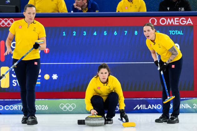 260220 Agnes Knochenhauer, Anna Hasselborg and Sofia Scharback of Sweden competes in a women s semifinal curling match between Canada and Sweden during day 14 of the 2026 Winter Olympics on February 20, 2026 in Cortina. Photo: Jon Olav Nesvold BILDBYRAN COP 217 JE0127 curling Olympic Games, Olympische Spiele, Olympia, OS olympics winter olympics os ol olympiska spel vinter-os olympiske leker milano cortina 2026 milan cortina 2026 milano cortina 2026 olympic games milano cortina 2026 winter olympic games milano cortina-os milano cortina-ol vinter-ol 14 bbeng sverige sweden kanada canada dam *** 260220 Agnes Knochenhauer, Anna Hasselborg and Sofia Scharback of Sweden competes in a women s semifinal curling match between Canada and Sweden during day 14 of the 2026 Winter Olympics on February 20, 2026 in Cortina Photo Jon Olav Nesvold BILDBYRAN COP 217 JE0127 curling olympic games olympics winter olympics os ol olympiska spel vinter os olympiske leker milano cortina 2026 milan cortina 2026 milano cortina 2026 olympic games milano cortina 2026 winter olympic games milano cortina os milano cortina ol olympiska spel vinter ol 14 bbeng sverige sweden kanada canada dam  Copyright: JONxOLAVxNESVOLD BB260220JE007