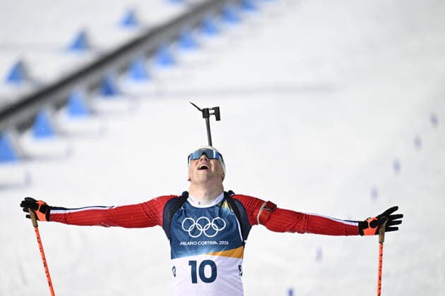 ANTERSELVA, ITALY 20260220 Sebastian Samuelsson crosses the finish line in the men s 15km biathlon, mass start, in Anterselva during the Winter Olympics in Milano Cortina, Italy. *** The image is included in the SPORTS PACKAGE. For others PAYMENT IMAGE *** ANTERSELVA ITALY x10050x *** ANTERSELVA, ITALY 20260220 Sebastian Samuelsson crosses the finish line in the men s 15km biathlon, mass start, in Anterselva during the Winter Olympics in Milano Cortina, Italy The image is included in the SPORTS PACKAGE For others PAYMENT IMAGE ANTERSELVA ITALY x10050x  Copyright: xPontusxLundahl TTx 2026 OLYMPICS BIATHING MEN S MASS START 15KM