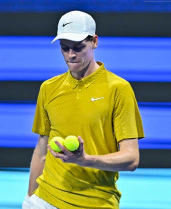 February 20, 2026, Doha, Qatar: Jannik Sinner of Italy is seen in action against Jakub Mensik of Czech Republic in the Quarter final at the ATP, Tennis Herren men s Qatar ExxonMobil Open 2026 tennis tournament at the Khalifa International Tennis Complex. Jakub Mensik won against Jannik Sinner 7-6,2-6,6-3. Doha Qatar - ZUMAs197 20260220_aaa_s197_014 Copyright: xNoushadxVariyattiyakkalx
