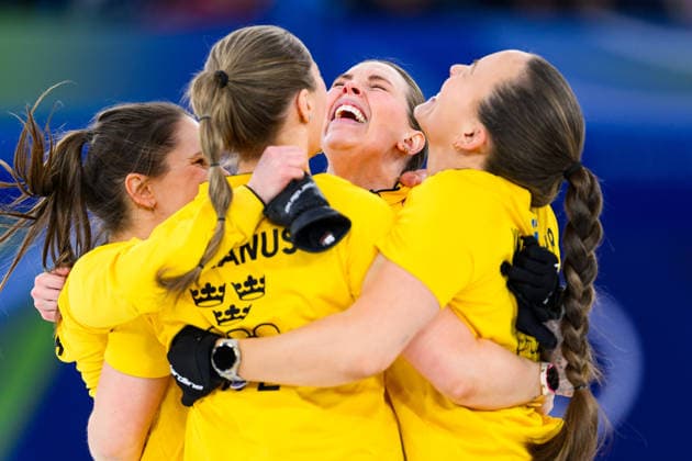 260220 Anna Hasselborg,Agnes Knochenhauer, Sofia Scharback and Sara McManus of Sweden celebrate after winning in a women s semifinal curling match between Canada and Sweden during day 14 of the 2026 Winter Olympics on February 20, 2026 in Cortina. Photo: Jon Olav Nesvold BILDBYRAN COP 217 JE0127 curling Olympic Games, Olympische Spiele, Olympia, OS olympics winter olympics os ol olympiska spel vinter-os olympiske leker milano cortina 2026 milan cortina 2026 milano cortina 2026 olympic games milano cortina 2026 winter olympic games milano cortina-os milano cortina-ol vinter-ol 14 bbeng sverige sweden kanada canada dam jubel *** 260220 Anna Hasselborg,Agnes Knochenhauer, Sofia Scharback and Sara McManus of Sweden celebrate after winning in a women s semifinal curling match between Canada and Sweden during day 14 of the 2026 Winter Olympics on February 20, 2026 in Cortina Photo Jon Olav Nesvold BILDBYRAN COP 217 JE0127 curling olympic games olympics winter olympics os ol olympiska spel vinter os olympiske leker milano cortina 2026 milan cortina 2026 milano cortina 2026 olympic games milano cortina 2026 winter olympic games milano cortina os milano cortina ol olympiska spel vinter ol 14 bbeng sverige sweden kanada canada dam jubel  Copyright: JONxOLAVxNESVOLD BB260220JE043