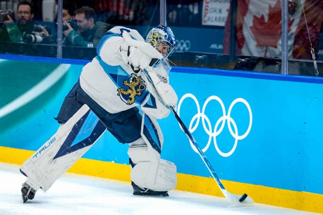 OLYMPICS - Winter Olympic Games, Olympische Spiele, Olympia, OS Milano Cortina 2026 MILAN,ITALY,20.FEB.26 - OLYMPICS, Ice hockey, Eishockey - Winter Olympic Games Milano Cortina 2026, semifinal, Canada vs Finland, men. Image shows Juuse Saros (FIN).  GEPAxpictures xMatthiasxTrinkl