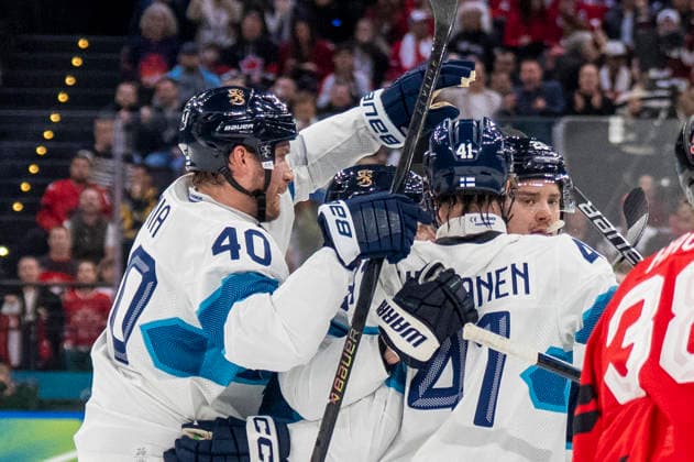 Ice hockey, Eishockey - Milano Cortina 2026 Winter Olympics: Day 14 Team Finland celebrate scoring the first goal during the Men s Playoffs Semi-final match between Canada and Finland of the Milano Cortina 2026 Winter Olympic Games, Olympische Spiele, Olympia, OS at Milano Santagiulia Ice Hockey Arena on February 20, 2026 in Milan, Italy. Milano Italy  Copyright: xAndrzejxIwanczukx originalFilename:iwanczuk-icehocke260220_npFS3.jpg