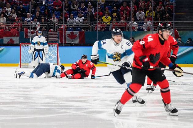 260220 Roope Hintz of Finland and Nathan MacKinnon of Canada in the men s Ice hockey, Eishockey semifinal between Canada and Finland during day 14 of the 2026 Winter Olympics on February 20, 2026 in Milan. Photo: Carl Sandin BILDBYRAN kod CS CS0887 ishockey ice hockey Olympic Games, Olympische Spiele, Olympia, OS olympics winter olympics os ol olympiska spel vinter-os olympiske leker milano cortina 2026 milan cortina 2026 milano cortina 2026 olympic games milano cortina 2026 winter olympic games milano cortina-os milano cortina-ol vinter-ol 14 bbeng finland canada kanada *** 260220 Roope Hintz of Finland and Nathan MacKinnon of Canada in the men s ice hockey semifinal between Canada and Finland during day 14 of the 2026 Winter Olympics on February 20, 2026 in Milan Photo Carl Sandin BILDBYRAN kod CS CS0887 ishockey ice hockey olympic games olympics winter olympics os ol olympiska spel vinter os olympiske leker milano cortina 2026 milan cortina 2026 milano cortina 2026 olympic games milano cortina 2026 winter olympic games milano cortina os milano cortina ol vinter ol 14 bbeng finland canada kanada  Copyright: CARLxSANDIN BB260220CS019