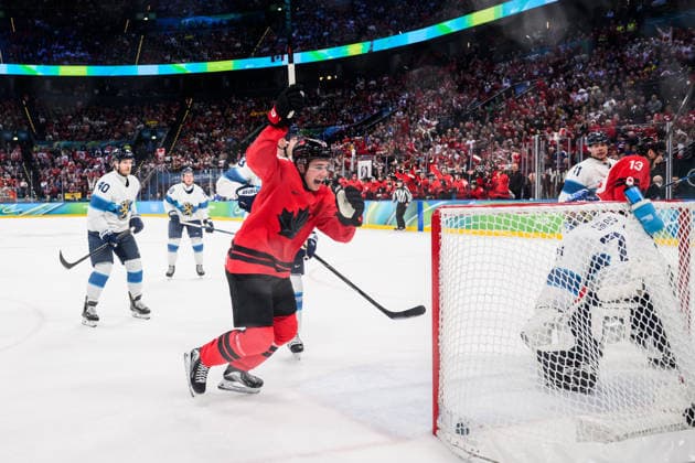260220 Macklin Celebrini and Sam Reinhart of Canada celebrate the 1-2 goal against goaltender Juuse Saros of Finland in the men s Ice hockey, Eishockey semifinal between Canada and Finland during day 14 of the 2026 Winter Olympics on February 20, 2026 in Milan. Photo: Joel Marklund BILDBYRAN kod JM CS0887 ishockey ice hockey Olympic Games, Olympische Spiele, Olympia, OS olympics winter olympics os ol olympiska spel vinter-os olympiske leker milano cortina 2026 milan cortina 2026 milano cortina 2026 olympic games milano cortina 2026 winter olympic games milano cortina-os milano cortina-ol vinter-ol 14 bbeng finland canada kanada jubel *** 260220 Macklin Celebrini and Sam Reinhart of Canada celebrate the 1 2 goal against goaltender Juuse Saros of Finland in the men s ice hockey semifinal between Canada and Finland during day 14 of the 2026 Winter Olympics on February 20, 2026 in Milan Photo Joel Marklund BILDBYRAN kod JM CS0887 ishockey ice hockey olympic games olympics winter olympics os ol olympiska spel vinter os olympiske leker milano cortina 2026 milan cortina 2026 milano cortina 2026 olympic games milano cortina 2026 winter olympic games milano cortina os milano cortina ol vinter ol 14 bbeng finland canada kanada jubel  Copyright: JOELxMARKLUND BB260220JM017