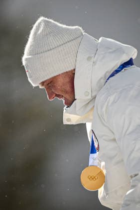(260220) -- ANTERSELVA, Feb. 20, 2026 -- Johannes Dale-Skjevdal of Norway reacts during the awarding ceremony of the biathlon men s 15km mass start event at the 2026 Milan-Cortina Winter Olympics in Anterselva, Italy, Feb. 20, 2026. ) (MICO2026)ITALY-ANTERSELVA-OLYMPIC Winter games, Winterspiele,Spiele, Summer games BIATHLON-MEN S 15KM MASS START JiangxHan 