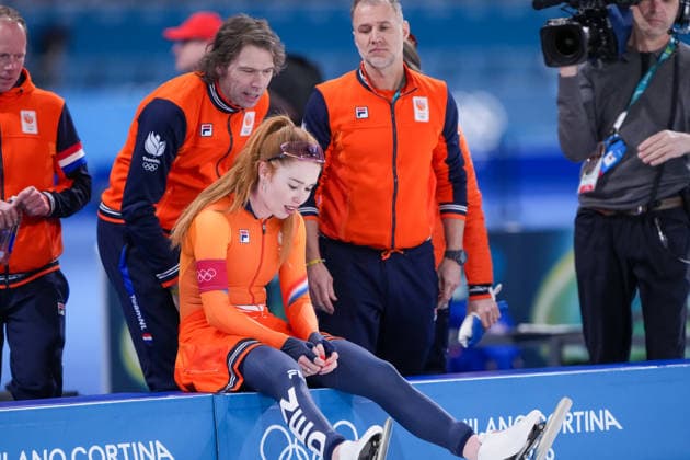 2026-02-20 - Milano Cortina 2026 Winter Olympics 1500m Women MILAN, ITALY - FEBRUARY 20: Coach Gerard van Velde of Netherlands, Antoinette Rijpma-De Jong of Netherlands during the 1500m Women on day 16 of the Milano Cortina 2026 Winter Olympics at the Milano Speed skating, Eisschnelllauf Arena on February 20, 2026 in Milan, Italy Milan Milano Speed Skating Arena Italy Content not available for redistribution in The Netherlands directly or indirectly through any third parties. Copyright: xAndrexWeeningx