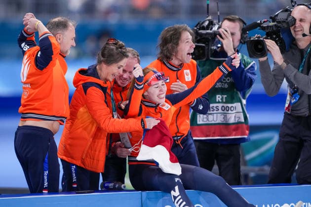 2026-02-20 - Milano Cortina 2026 Winter Olympics 1500m Women MILAN, ITALY - FEBRUARY 20: Coach Yvonne van Gennip, Coach Gerard van Velde of Netherlands, Antoinette Rijpma-De Jong of Netherlands during the 1500m Women on day 16 of the Milano Cortina 2026 Winter Olympics at the Milano Speed skating, Eisschnelllauf Arena on February 20, 2026 in Milan, Italy Milan Milano Speed Skating Arena Italy Content not available for redistribution in The Netherlands directly or indirectly through any third parties. Copyright: xAndrexWeeningx